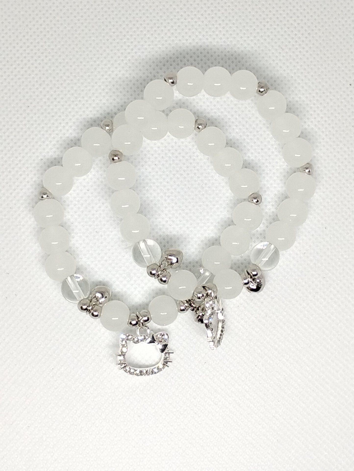 White - Beaded Bracelet